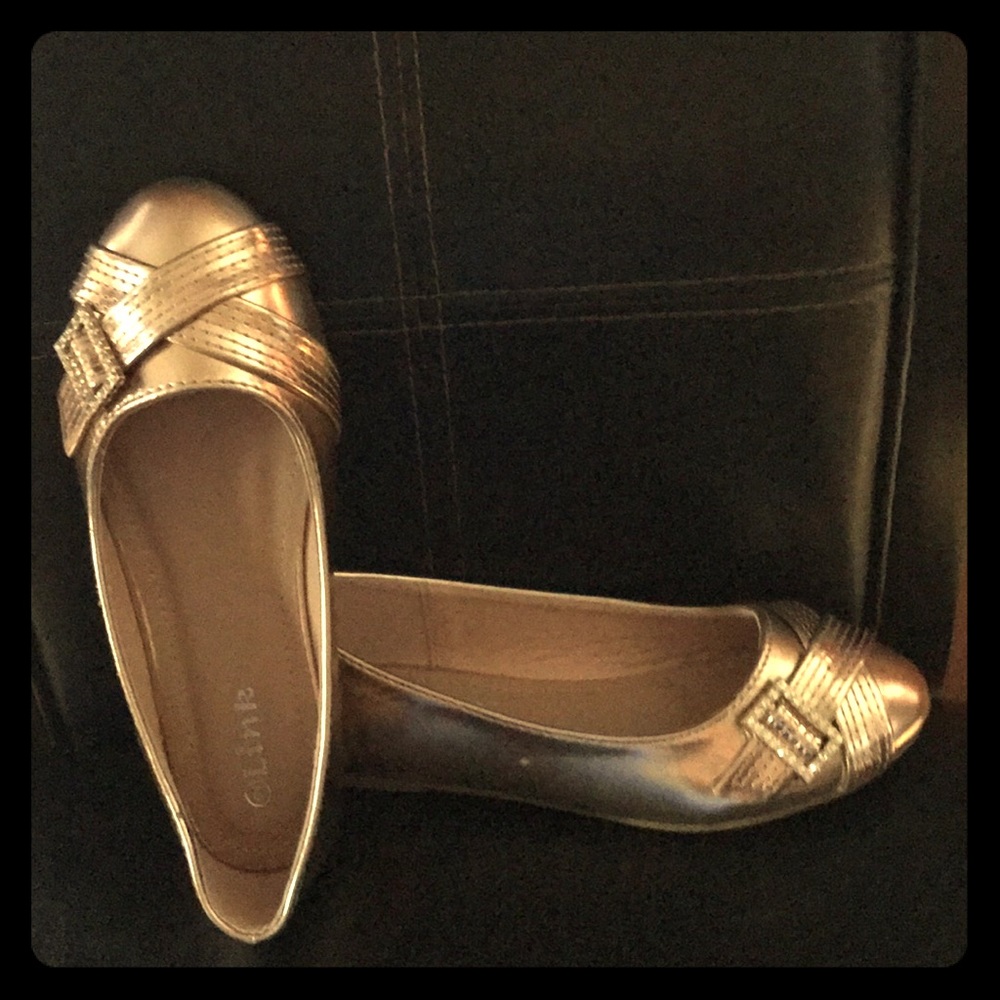 Beautiful Rose gold shoes